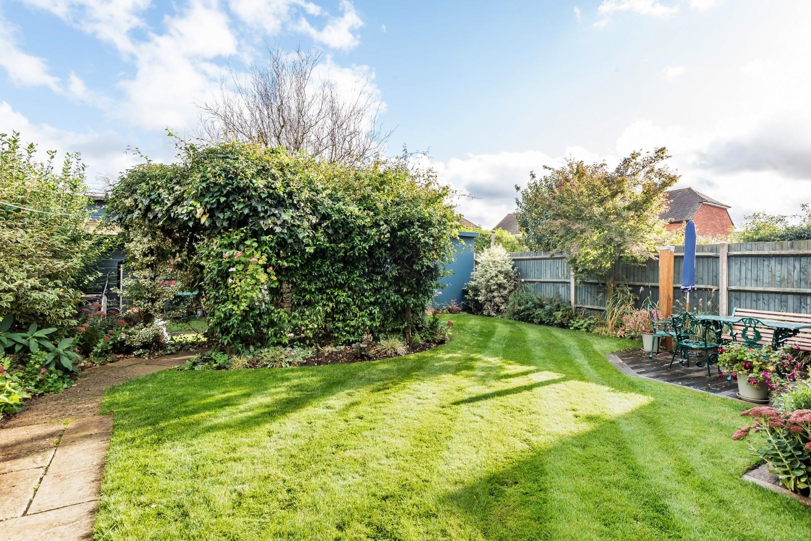 Avenue, Burpham, Guildford Collins Guildford